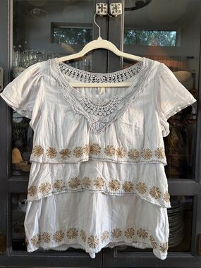 Floreat Womens Gray Embroidered Tiered Top Size 4 Short Sleeve Boho Casual